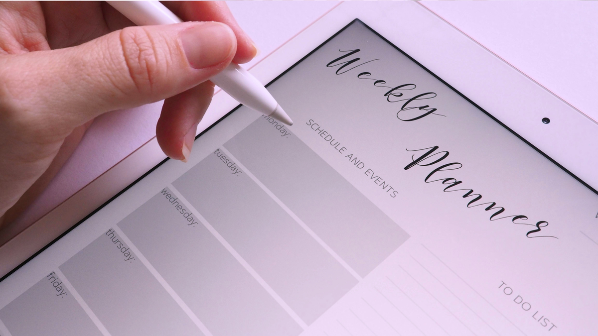 How to Plan Your Week So It Works in Real Life