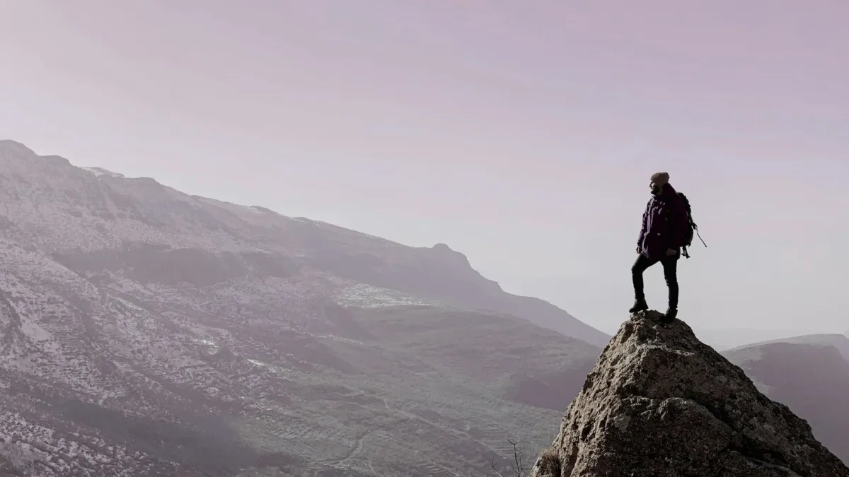 Tiny Courage: 30 Micro-Brave Acts That Quietly Change Your Life