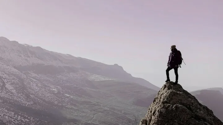 Tiny Courage: 30 Micro-Brave Acts That Quietly Change Your Life